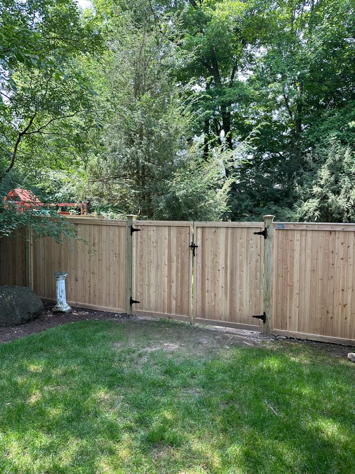 Another day, another happy customer! We had the privilege of installing this beautiful cedar fence in Stamford last week. This look is a classic New England look and, for good reason, is one of our most popular. 