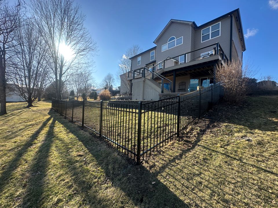 Just finished installing 4ft black aluminum in Carmel