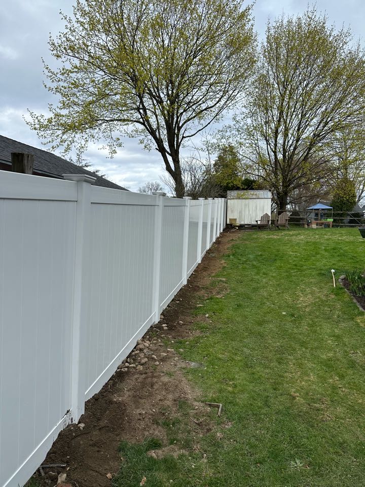 Just finished a new 4 foot tall and 6 foot tall white vinyl privacy fence, replacing an aging cedar privacy fence in Norwalk!