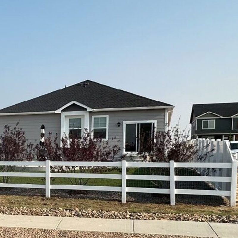 post and rail vinyl fence in denver, co