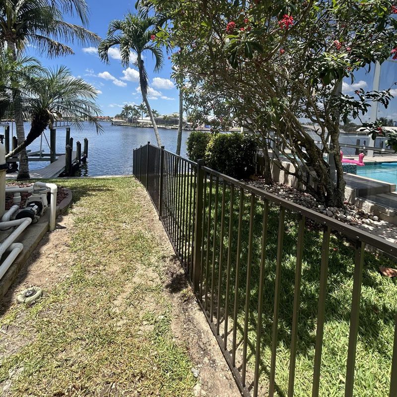 aluminium 4 height bronze fence