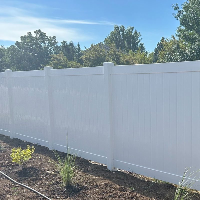 Cardel Vinyl privacy fence