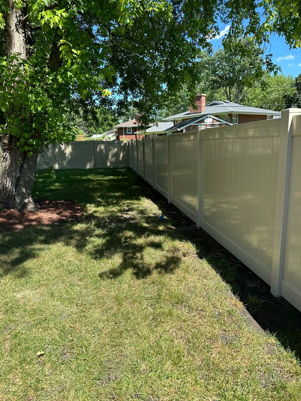 Vinyl privacy fence installation
