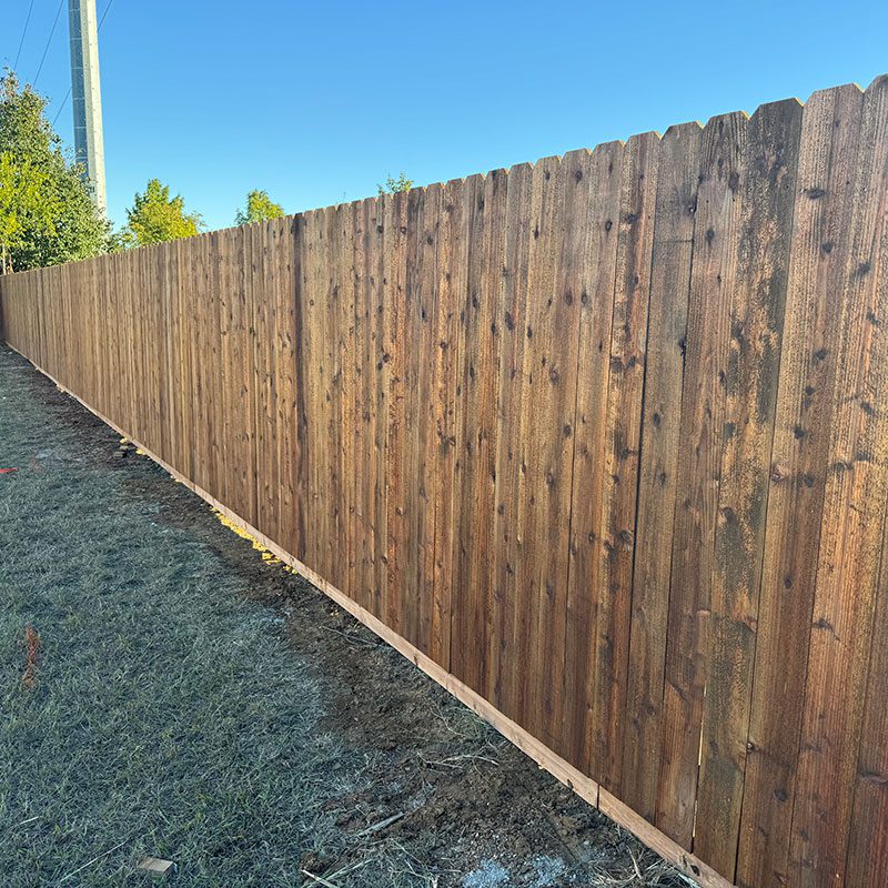 stockade wooden fence in north texas