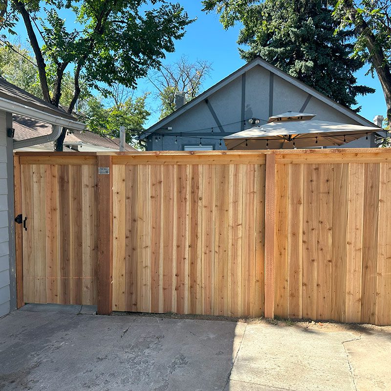 Univ Blvd 4 cap and trim